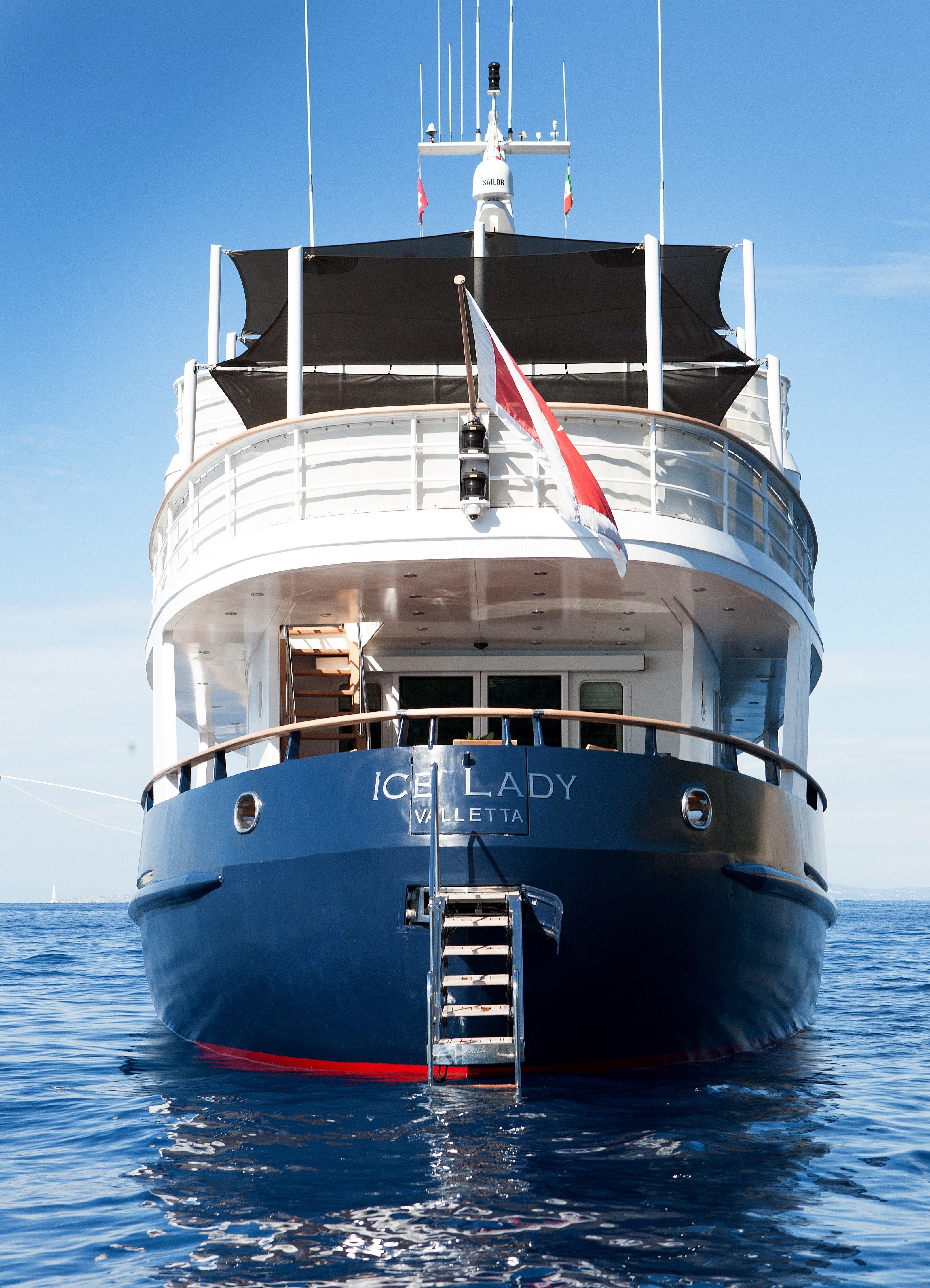 ICE LADY Yacht Charter Details, Helsingfors | CHARTERWORLD Luxury